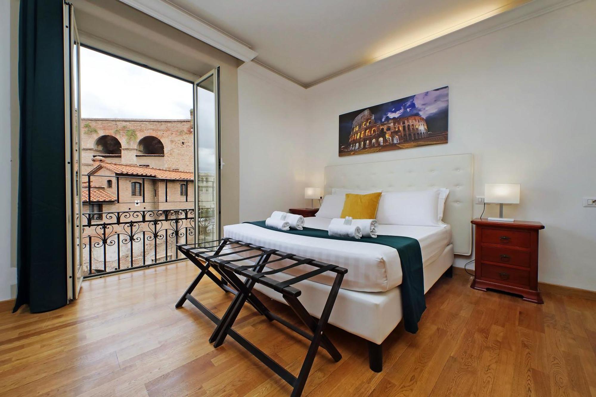 Romulus Rooms Exterior photo