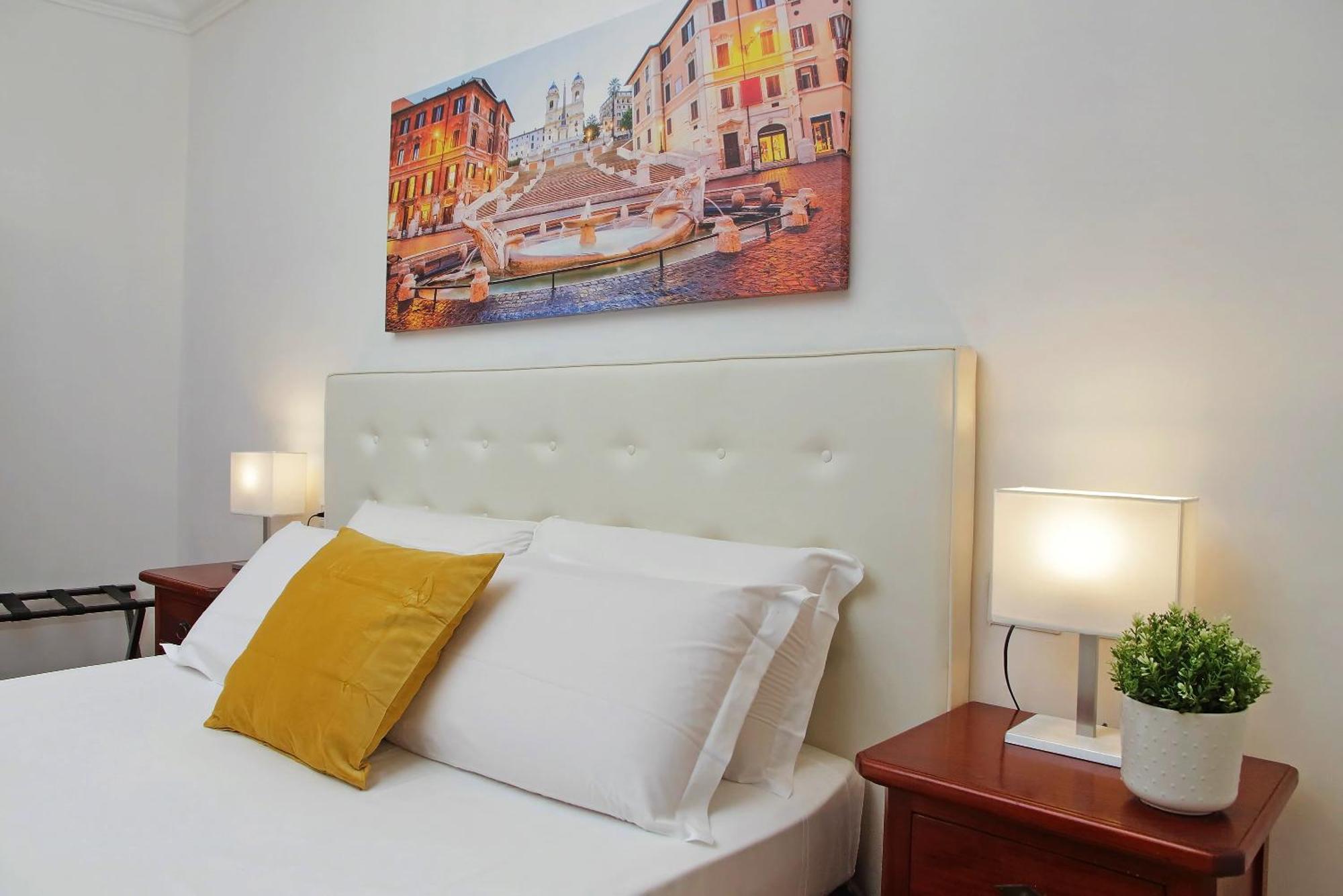 Romulus Rooms Exterior photo